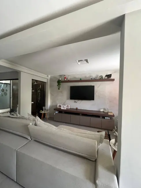 Foto 5 de Casa com 10 quartos à venda, 360m2 em Jardim Excelsior, Cabo Frio - RJ