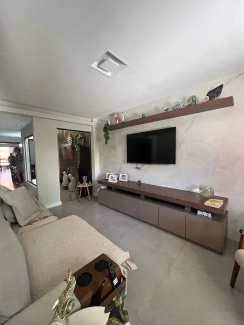 Foto 4 de Casa com 10 quartos à venda, 360m2 em Jardim Excelsior, Cabo Frio - RJ