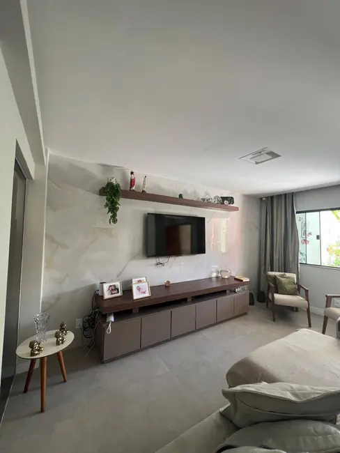 Foto 3 de Casa com 10 quartos à venda, 360m2 em Jardim Excelsior, Cabo Frio - RJ