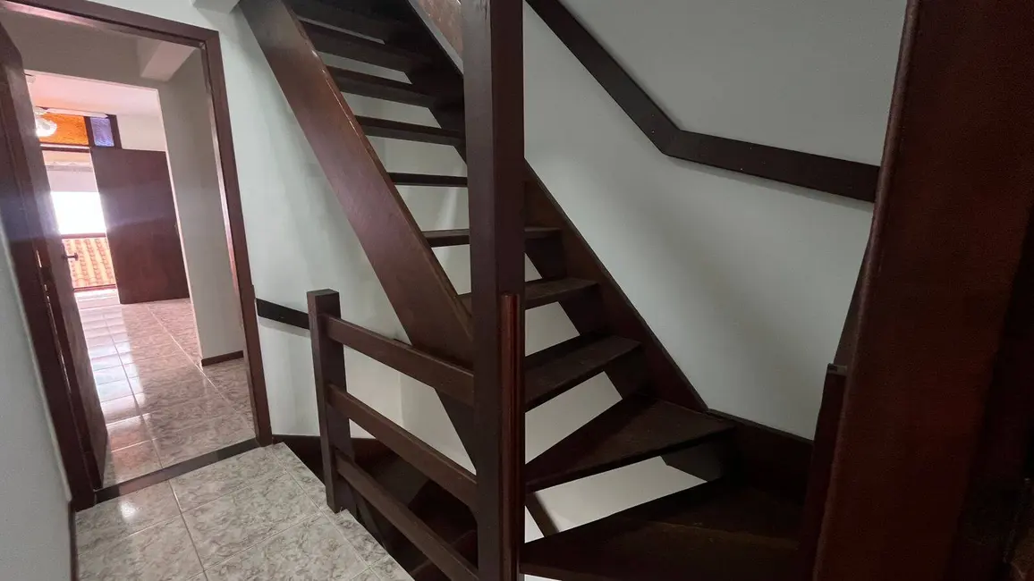 Casa de Condomínio com 3 quartos para alugar em Braga, Cabo Frio - RJ - imagem 7 Foto 7 de Casa de Condomínio com 3 quartos para alugar em Braga, Cabo Frio - RJ