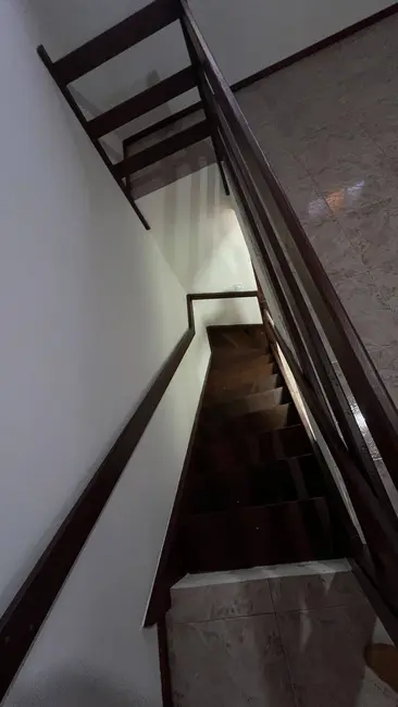 Casa de Condomínio com 3 quartos para alugar em Braga, Cabo Frio - RJ - imagem 8 Foto 8 de Casa de Condomínio com 3 quartos para alugar em Braga, Cabo Frio - RJ