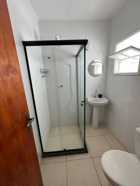 Casa de Condomínio com 2 quartos para alugar em Parque Burle, Cabo Frio - RJ - imagem 7 Foto 7 de Casa de Condomínio com 2 quartos para alugar em Parque Burle, Cabo Frio - RJ
