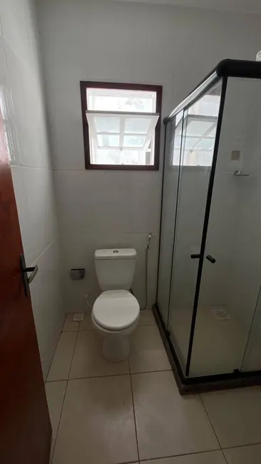 Casa de Condomínio com 2 quartos para alugar em Parque Burle, Cabo Frio - RJ - imagem 9 Foto 9 de Casa de Condomínio com 2 quartos para alugar em Parque Burle, Cabo Frio - RJ