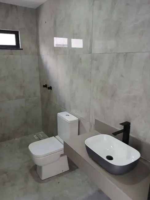 Foto 9 de Casa de Condomínio com 4 quartos à venda em Ogiva, Cabo Frio - RJ