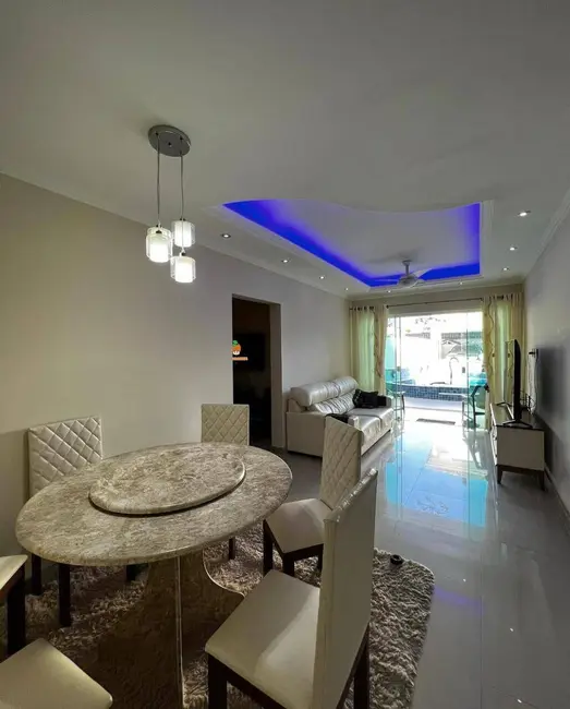 Foto 3 de Casa com 5 quartos à venda, 280m2 em Portinho, Cabo Frio - RJ