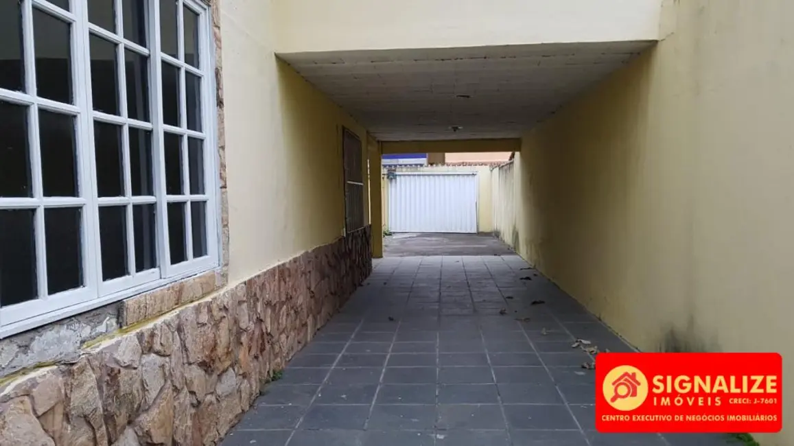 Foto 3 de Casa com 3 quartos à venda, 615m2 em Jardim Olinda, Cabo Frio - RJ