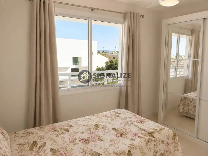 Foto 3 de Apartamento com 3 quartos à venda em Braga, Cabo Frio - RJ