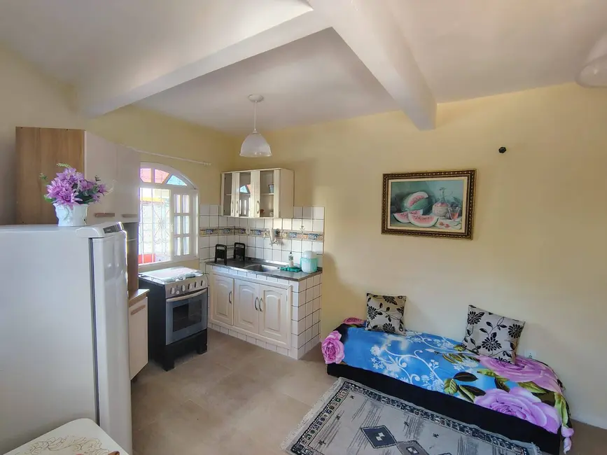 Foto 3 de Casa com 1 quarto à venda, 80m2 em Braga, Cabo Frio - RJ