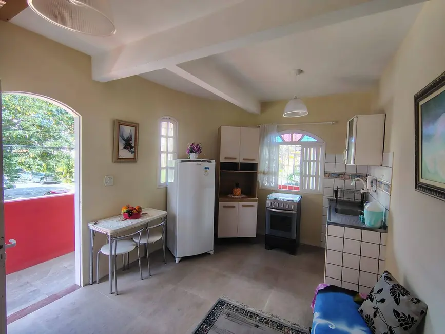 Foto 2 de Casa com 1 quarto à venda, 80m2 em Braga, Cabo Frio - RJ