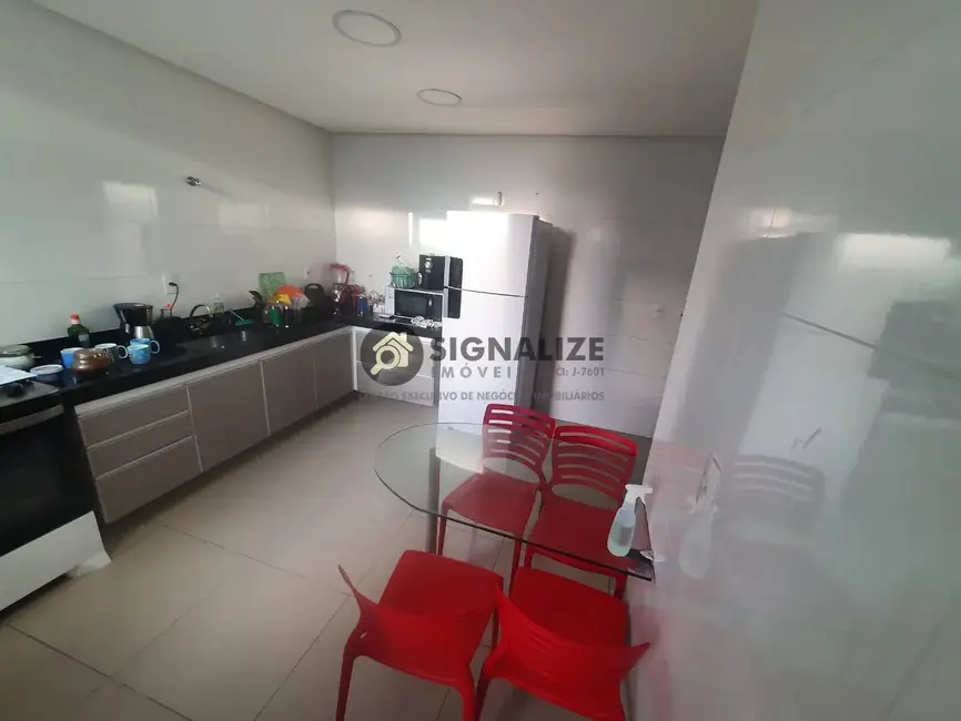 Apartamento com 3 quartos à venda, 158m2 em Vila Nova, Cabo Frio - RJ - imagem 6 Foto 6 de Apartamento com 3 quartos à venda, 158m2 em Vila Nova, Cabo Frio - RJ