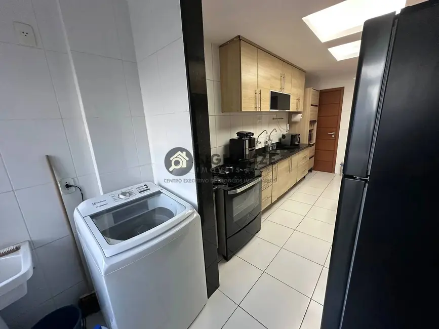 Apartamento com 5 quartos à venda, 280m2 em São Bento, Cabo Frio - RJ - imagem 3 Foto 3 de Apartamento com 5 quartos à venda, 280m2 em São Bento, Cabo Frio - RJ