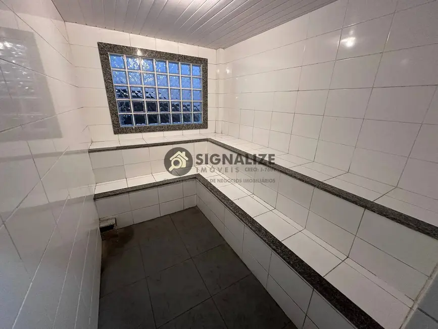 Apartamento com 5 quartos à venda, 280m2 em São Bento, Cabo Frio - RJ - imagem 7 Foto 7 de Apartamento com 5 quartos à venda, 280m2 em São Bento, Cabo Frio - RJ
