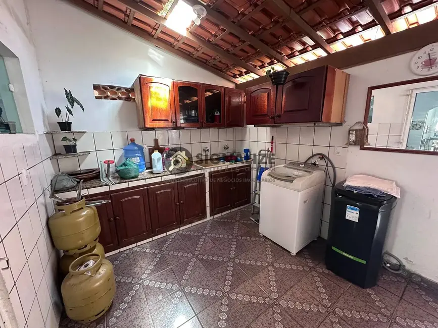 Foto 5 de Casa com 2 quartos à venda, 315m2 em Praia do Siqueira, Cabo Frio - RJ