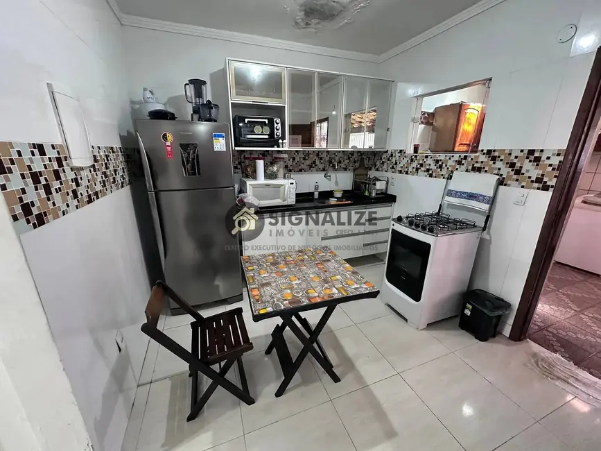 Foto 4 de Casa com 2 quartos à venda, 315m2 em Praia do Siqueira, Cabo Frio - RJ