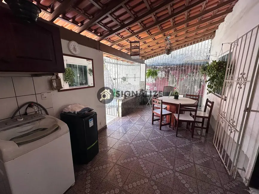 Foto 6 de Casa com 2 quartos à venda, 315m2 em Praia do Siqueira, Cabo Frio - RJ