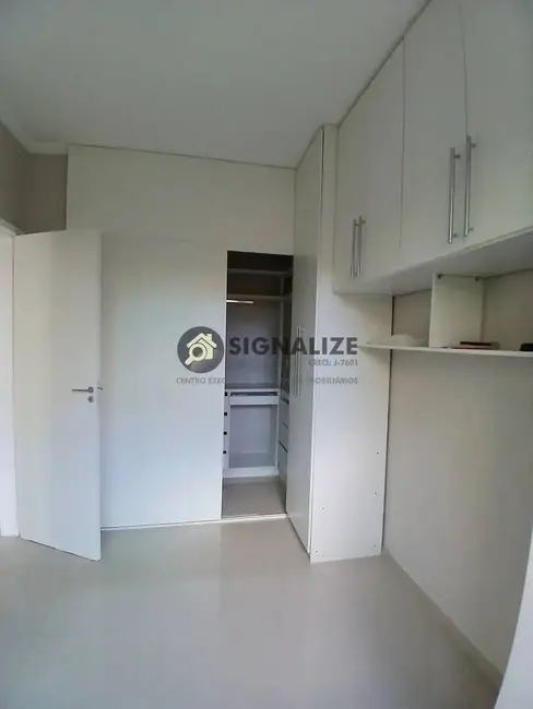 Foto 4 de Apartamento com 1 quarto à venda, 60m2 em Cabo Frio - RJ