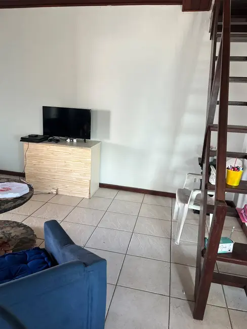 Foto 3 de Casa com 3 quartos à venda, 230m2 em Cabo Frio - RJ