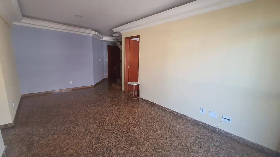 Cobertura com 4 quartos à venda, 190m2 em Centro, Cabo Frio - RJ - imagem 4 Foto 4 de Cobertura com 4 quartos à venda, 190m2 em Centro, Cabo Frio - RJ