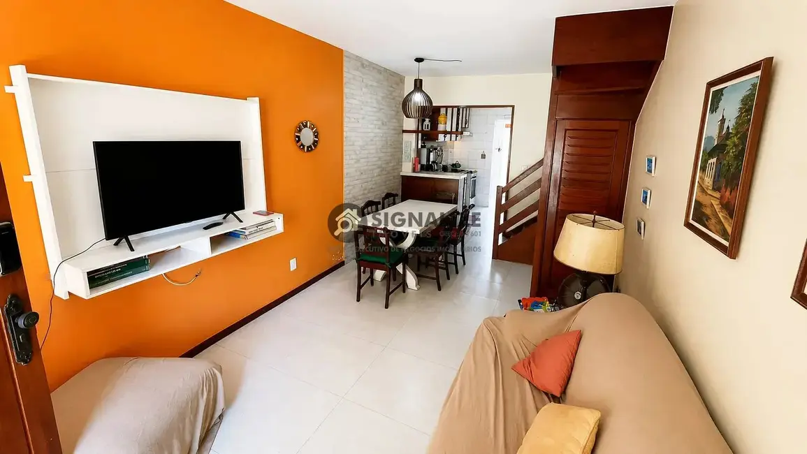 Foto 2 de Casa com 2 quartos à venda, 70m2 em Ogiva, Cabo Frio - RJ