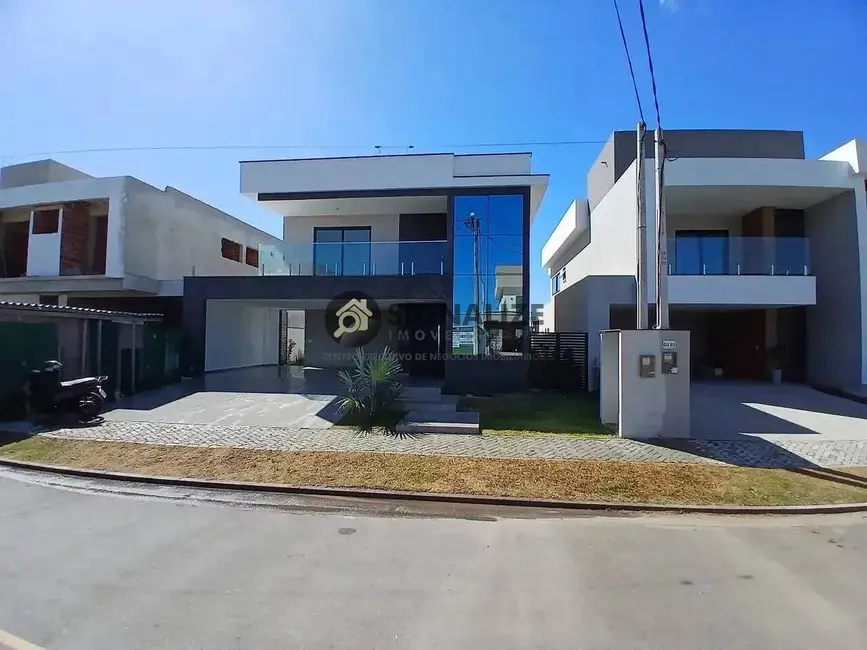 Foto 1 de Casa com 4 quartos à venda, 283m2 em Ogiva, Cabo Frio - RJ