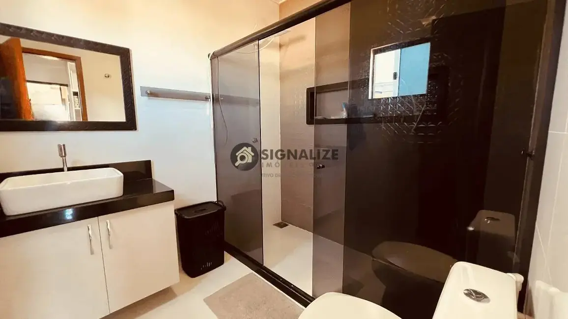 Foto 9 de Casa com 3 quartos à venda, 200m2 em Baixo Grande, Sao Pedro Da Aldeia - RJ