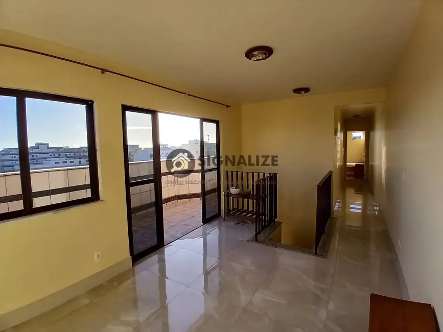 Foto 4 de Cobertura com 4 quartos à venda, 150m2 em Centro, Cabo Frio - RJ