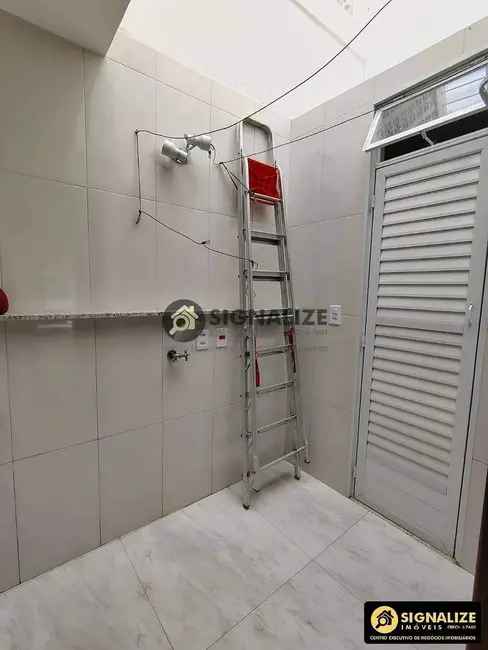 Foto 3 de Casa com 2 quartos à venda, 20m2 em Cabo Frio - RJ