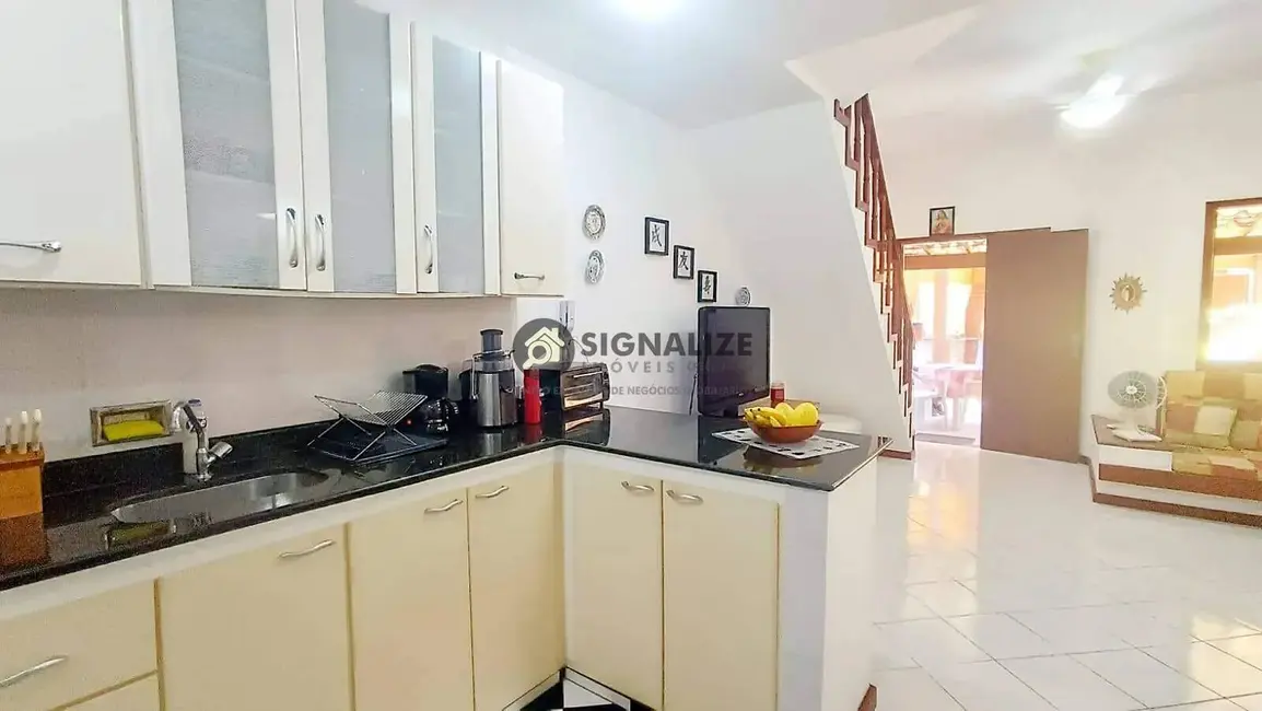 Foto 9 de Casa com 2 quartos à venda, 82m2 em Peró, Cabo Frio - RJ