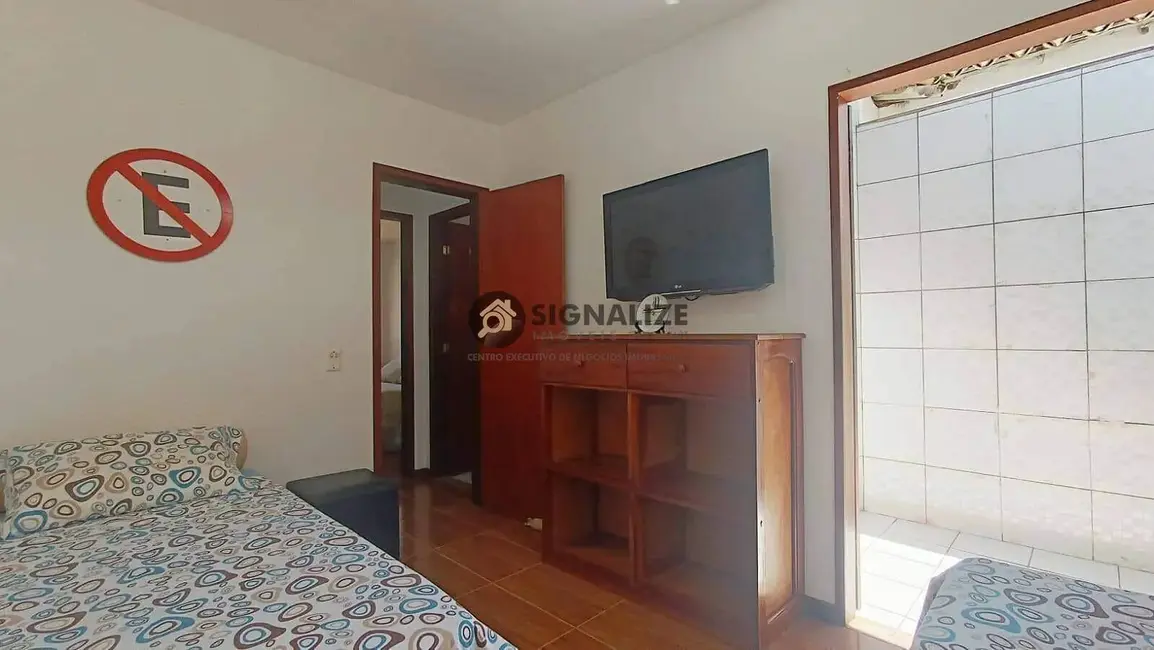 Foto 3 de Casa com 2 quartos à venda, 82m2 em Peró, Cabo Frio - RJ