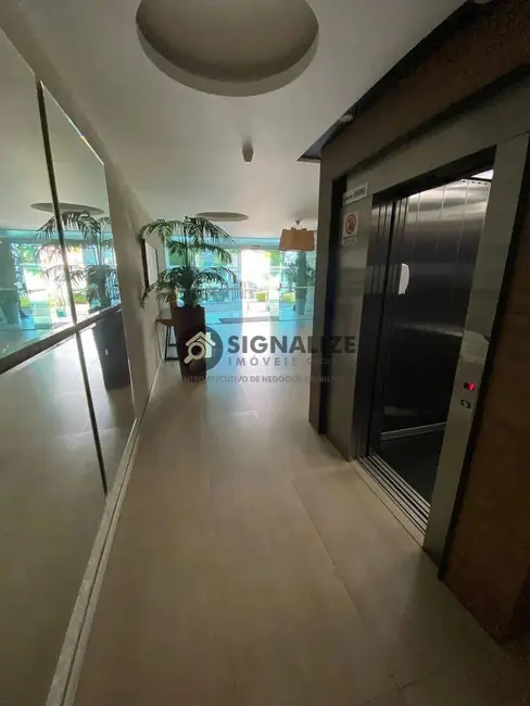 Apartamento com 3 quartos à venda, 131m2 em São Bento, Cabo Frio - RJ - imagem 5 Foto 5 de Apartamento com 3 quartos à venda, 131m2 em São Bento, Cabo Frio - RJ