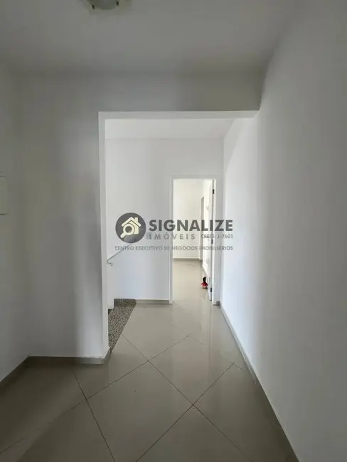 Foto 4 de Casa de Condomínio com 4 quartos à venda, 300m2 em Ogiva, Cabo Frio - RJ