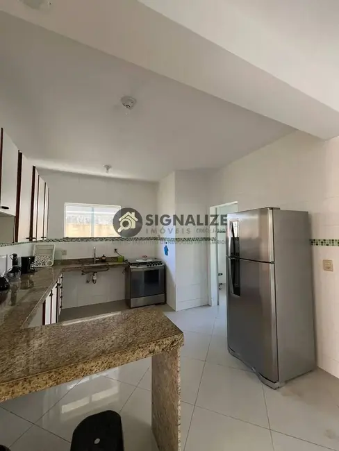 Foto 3 de Casa de Condomínio com 4 quartos à venda, 300m2 em Ogiva, Cabo Frio - RJ