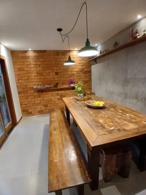 Foto 8 de Casa de Condomínio com 3 quartos à venda, 130m2 em Parque Burle, Cabo Frio - RJ