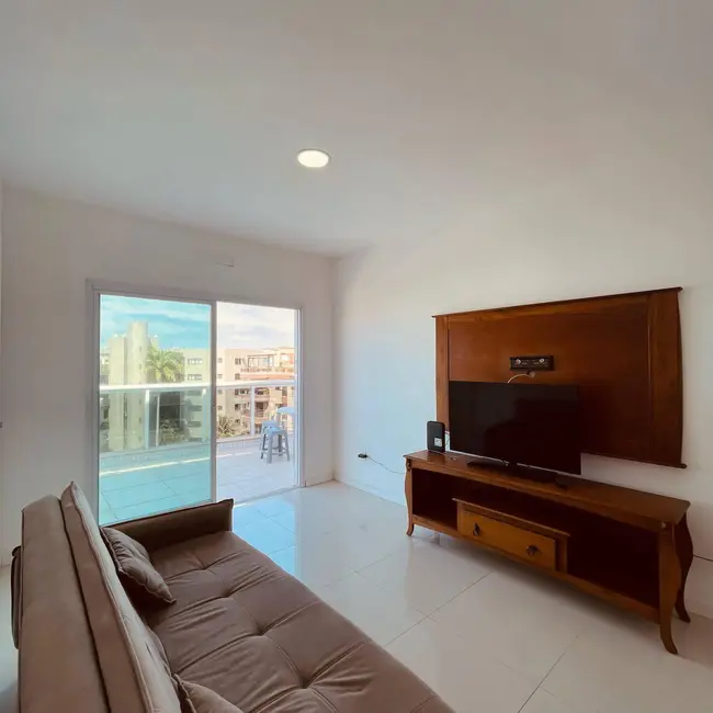Foto 2 de Cobertura com 3 quartos à venda, 220m2 em Vila Nova, Cabo Frio - RJ