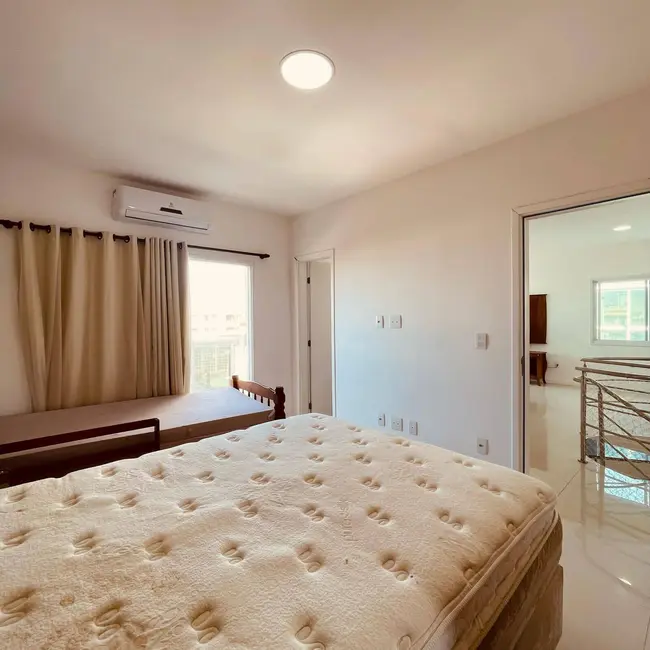 Foto 7 de Cobertura com 3 quartos à venda, 220m2 em Vila Nova, Cabo Frio - RJ