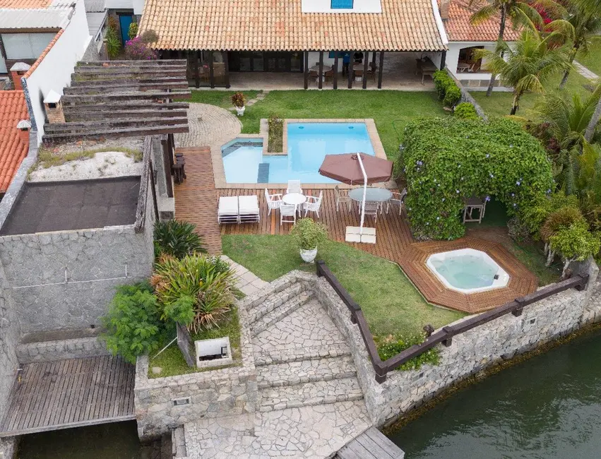 Casa de Condomínio com 9 quartos à venda, 671m2 em São Bento, Cabo Frio - RJ - imagem 7 Foto 7 de Casa de Condomínio com 9 quartos à venda, 671m2 em São Bento, Cabo Frio - RJ