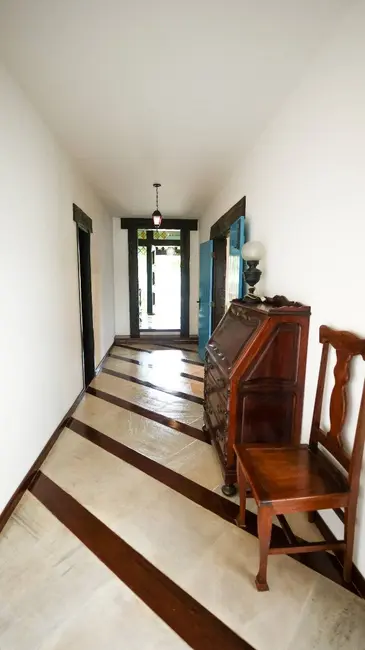 Casa de Condomínio com 9 quartos à venda, 671m2 em São Bento, Cabo Frio - RJ - imagem 6 Foto 6 de Casa de Condomínio com 9 quartos à venda, 671m2 em São Bento, Cabo Frio - RJ