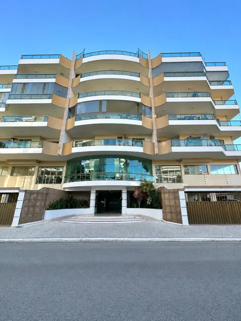 Foto 1 de Apartamento com 3 quartos à venda, 110m2 em Braga, Cabo Frio - RJ