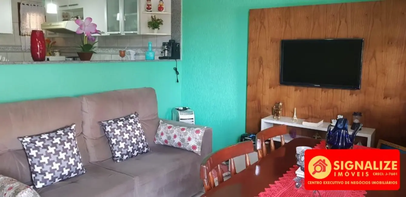 Foto 2 de Casa de Condomínio com 3 quartos à venda, 95m2 em Braga, Cabo Frio - RJ