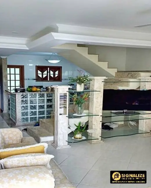 Casa de Condomínio com 3 quartos à venda, 130m2 em Peró, Cabo Frio - RJ - imagem 2 Foto 2 de Casa de Condomínio com 3 quartos à venda, 130m2 em Peró, Cabo Frio - RJ