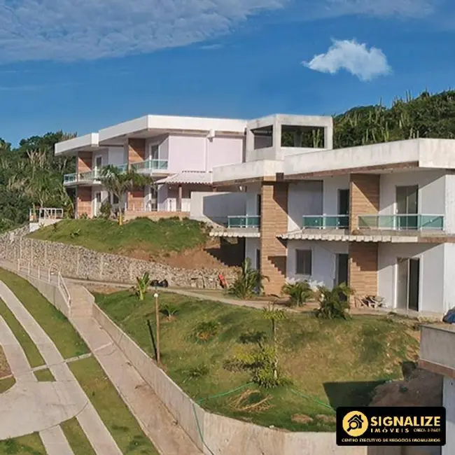 Foto 2 de Casa de Condomínio com 3 quartos à venda, 78m2 em Peró, Cabo Frio - RJ