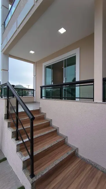 Foto 2 de Casa com 2 quartos à venda, 70m2 em Peró, Cabo Frio - RJ