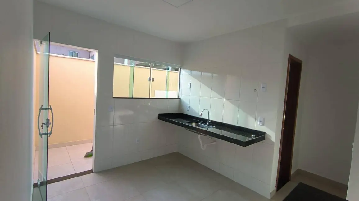 Foto 5 de Casa com 2 quartos à venda, 70m2 em Peró, Cabo Frio - RJ