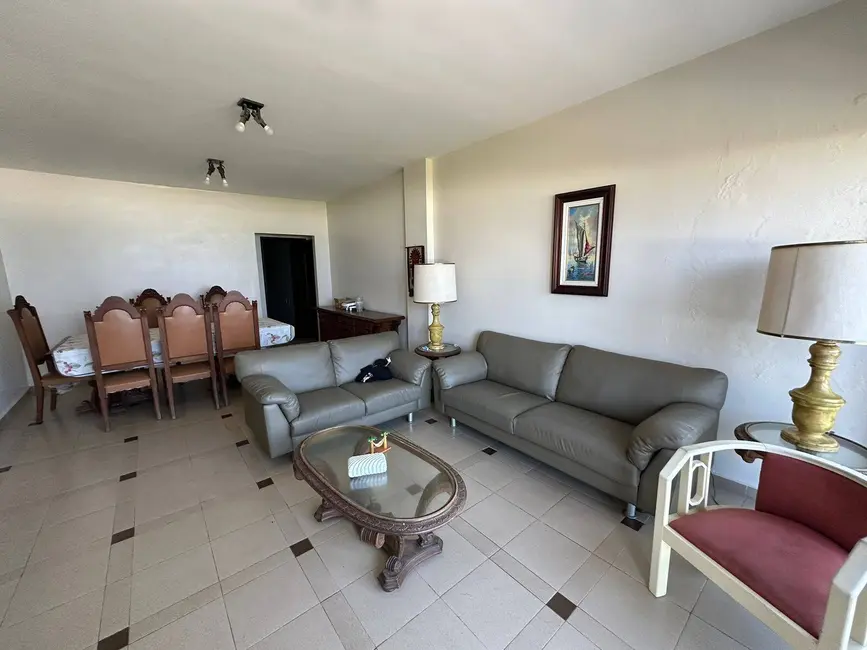 Foto 9 de Apartamento com 3 quartos à venda em Centro, Cabo Frio - RJ