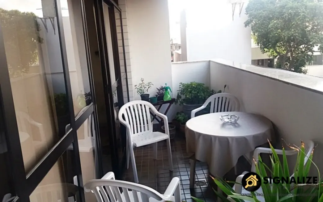 Apartamento com 3 quartos à venda, 141m2 em Centro, Cabo Frio - RJ - imagem 5 Foto 5 de Apartamento com 3 quartos à venda, 141m2 em Centro, Cabo Frio - RJ