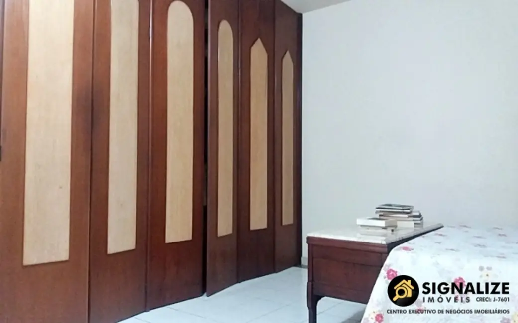 Apartamento com 3 quartos à venda, 141m2 em Centro, Cabo Frio - RJ - imagem 8 Foto 8 de Apartamento com 3 quartos à venda, 141m2 em Centro, Cabo Frio - RJ