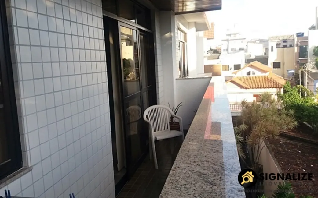 Apartamento com 3 quartos à venda, 141m2 em Centro, Cabo Frio - RJ - imagem 6 Foto 6 de Apartamento com 3 quartos à venda, 141m2 em Centro, Cabo Frio - RJ