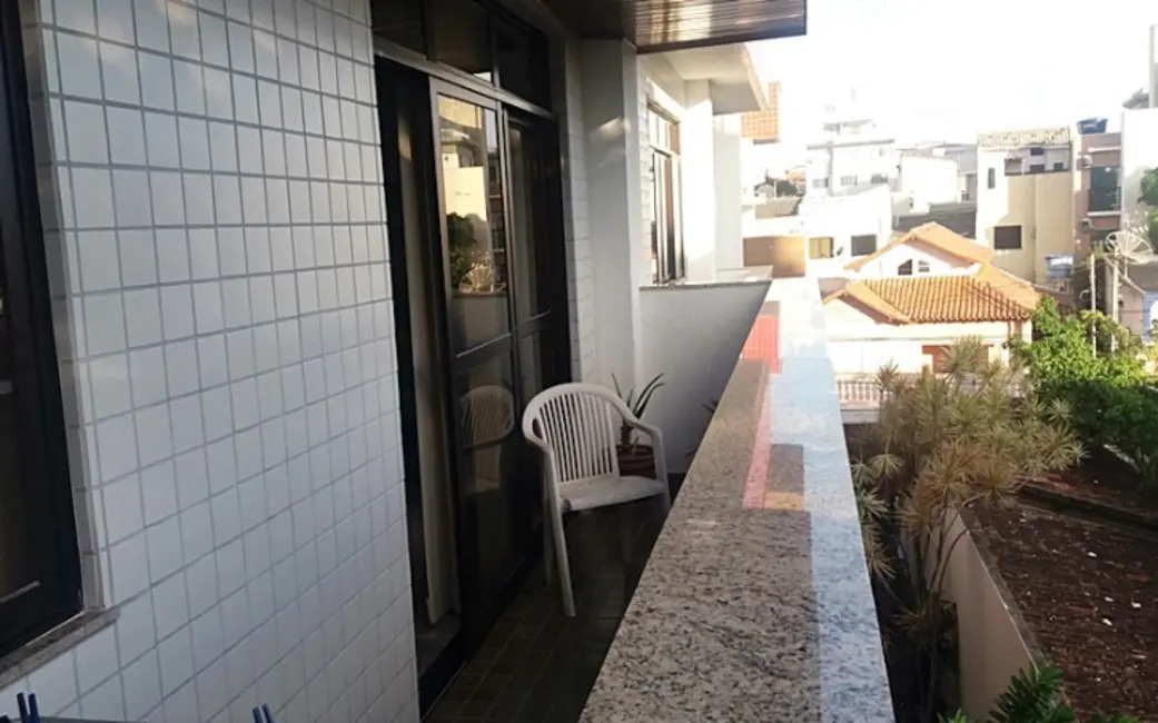 Foto 6 de Apartamento com 3 quartos à venda, 141m2 em Centro, Cabo Frio - RJ