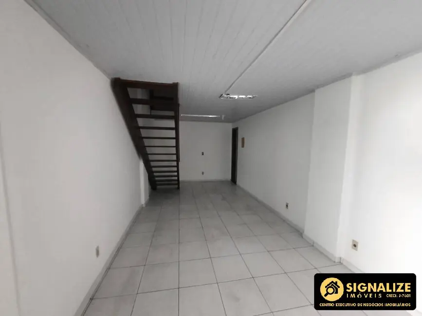 Foto 1 de Loja para alugar, 26m2 em Centro, Cabo Frio - RJ