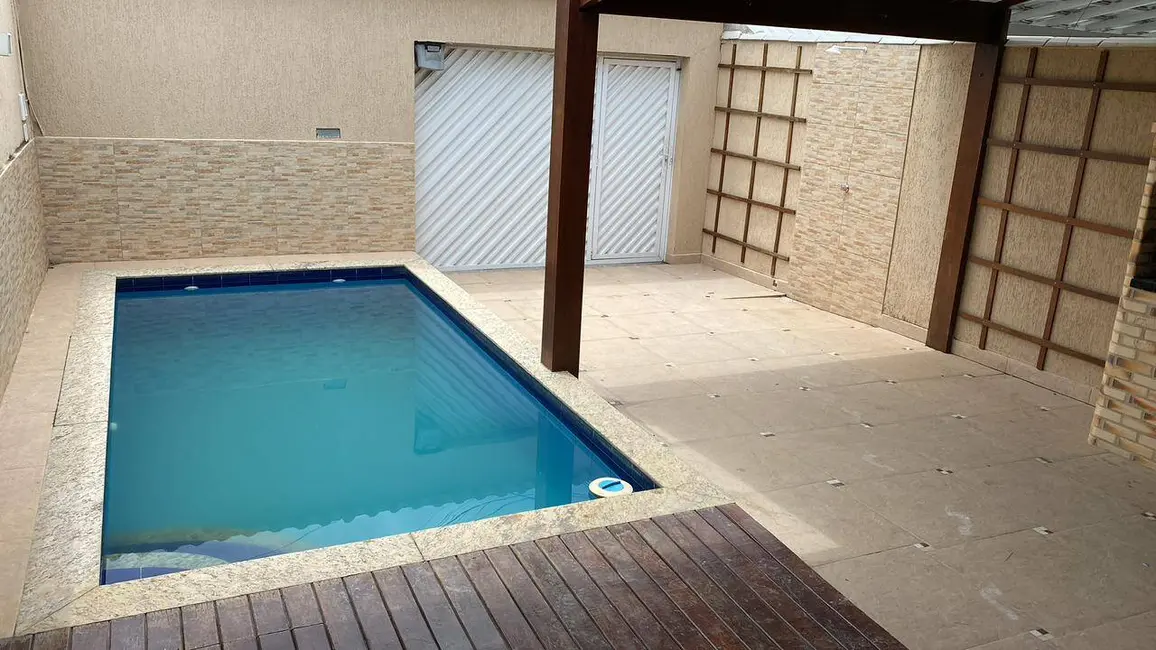 Foto 2 de Casa com 3 quartos à venda, 180m2 em Nova São Pedro, Sao Pedro Da Aldeia - RJ